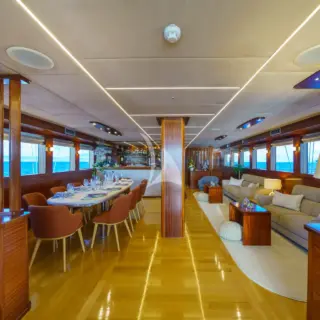 Main Salon/Dinning Area