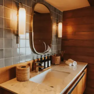 CELESTIA - Master stateroom en-suite