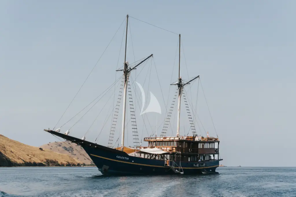 CELESTIA - At anchor