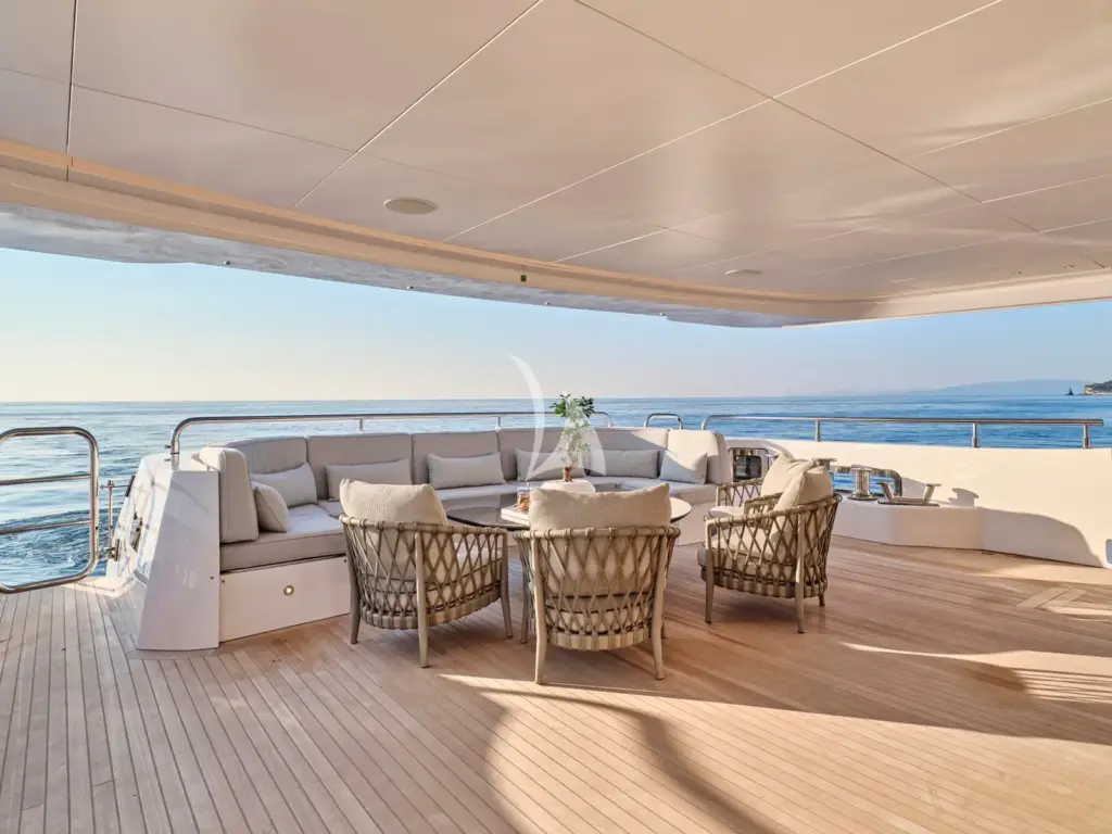 MAESTRO - Main deck aft