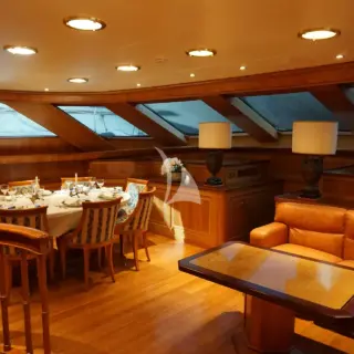 S/Y ELLEN - Salon and dining