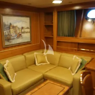 ELLEN - Image 19