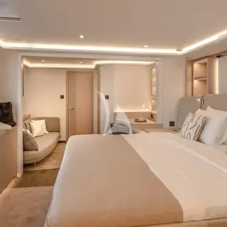 Master Cabin - Factory Photo
