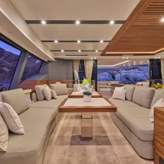 SOL MADININA - main saloon seating area 