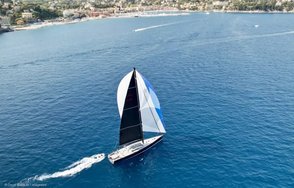 LUCE GUIDA - Sailing