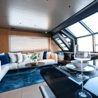 Sitting area in the salon