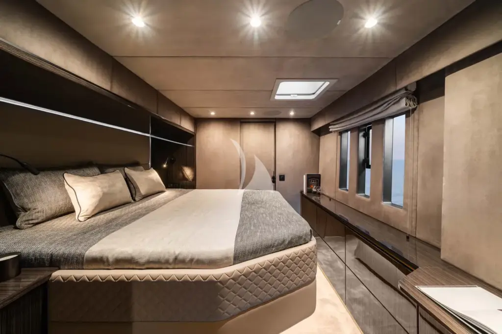 BLACK RAPTOR - Image 4