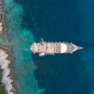Almissa - Exterior