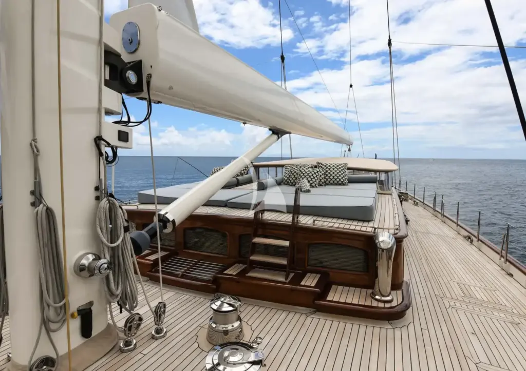 ATHOS - Exterior deck