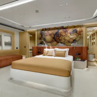 LADY LUNA - Master Stateroom - Looking Forward