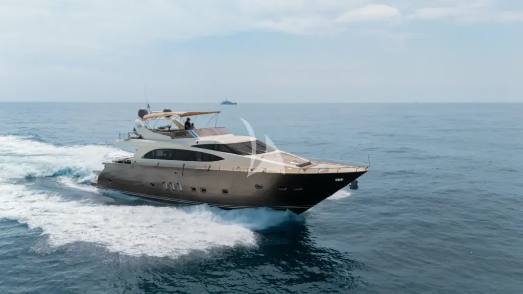 CELINE II - Cruising