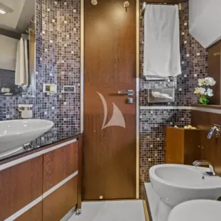 Master ensuite