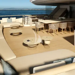 Upper deck