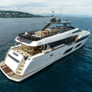 Nineteen 42 (Ex Upstream) - Image 6
