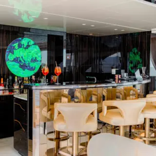 Upper Deck - Bar