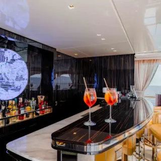 Upper Deck - Bar