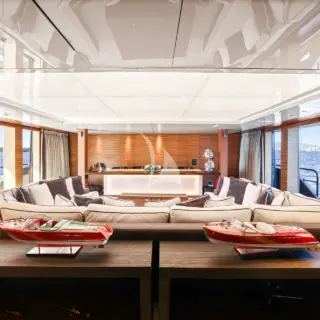 Main Deck: Salon / Cinema Room