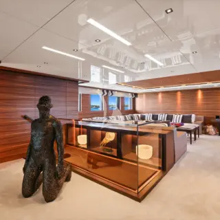 Bridge Deck: Salon
