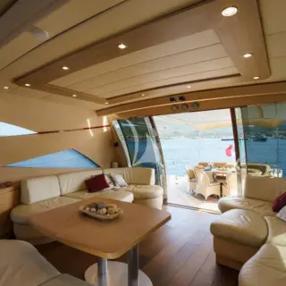 Allie - Image 20