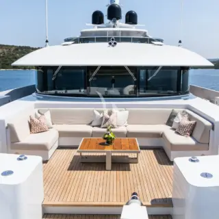 Foredeck Lounge