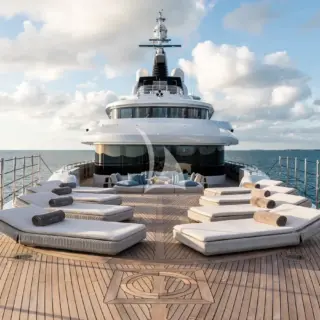 Bow lounging area