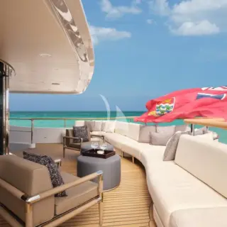 Bridge deck aft