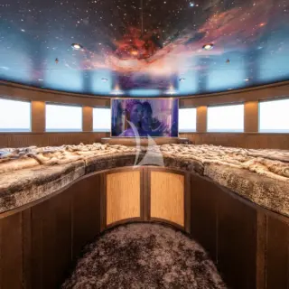 Master suite observation room
