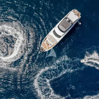 CATCH ME - Image 14