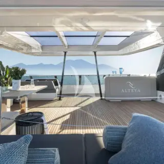 Flybridge