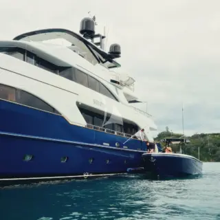 Tender alongside