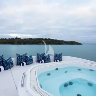 Sundeck Jacuzzi