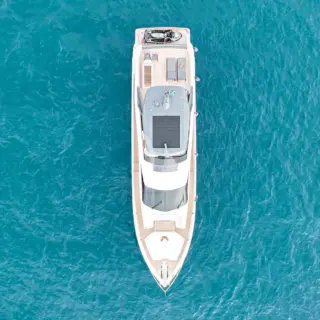 Bella III - Image 2