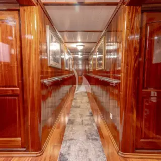 Cesarica Hallway