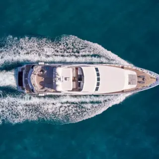 MILOS AT SEA - Image 14