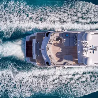 MILOS AT SEA - Image 8