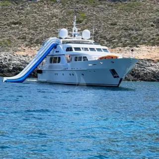 MILOS AT SEA - Image 23