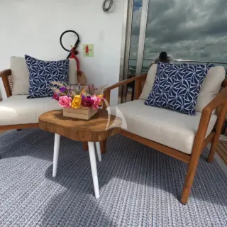 Double cabin balcony seating