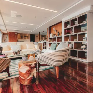 Main deck salon