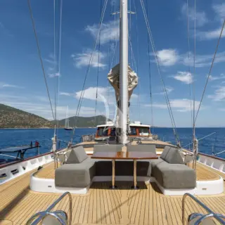 VAY - Image 5