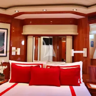 Double Cabin