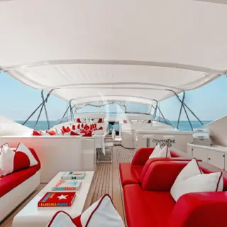 CHAMPAGNE AND CAVIAR - Sun Deck