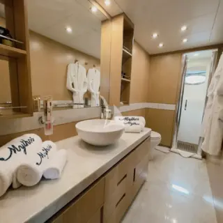 Master Cabin Bathroom