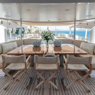 Upper Deck