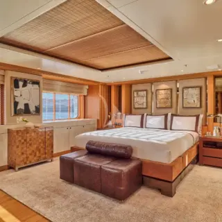 Main deck master cabin 