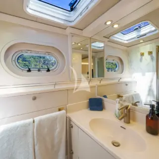 VIP cabin