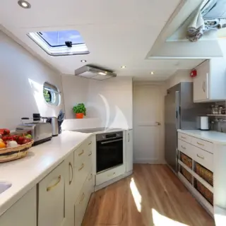 MIROVIA - Galley 