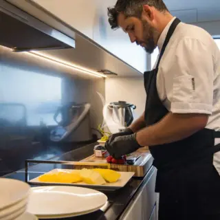 BELLA DONNA - Chef (2025)
