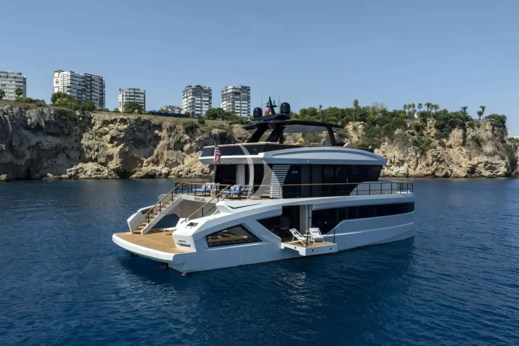 Botiguer - master stateroom balcony