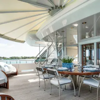 Bridge deck aft