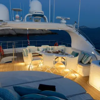 Flybriidge night view